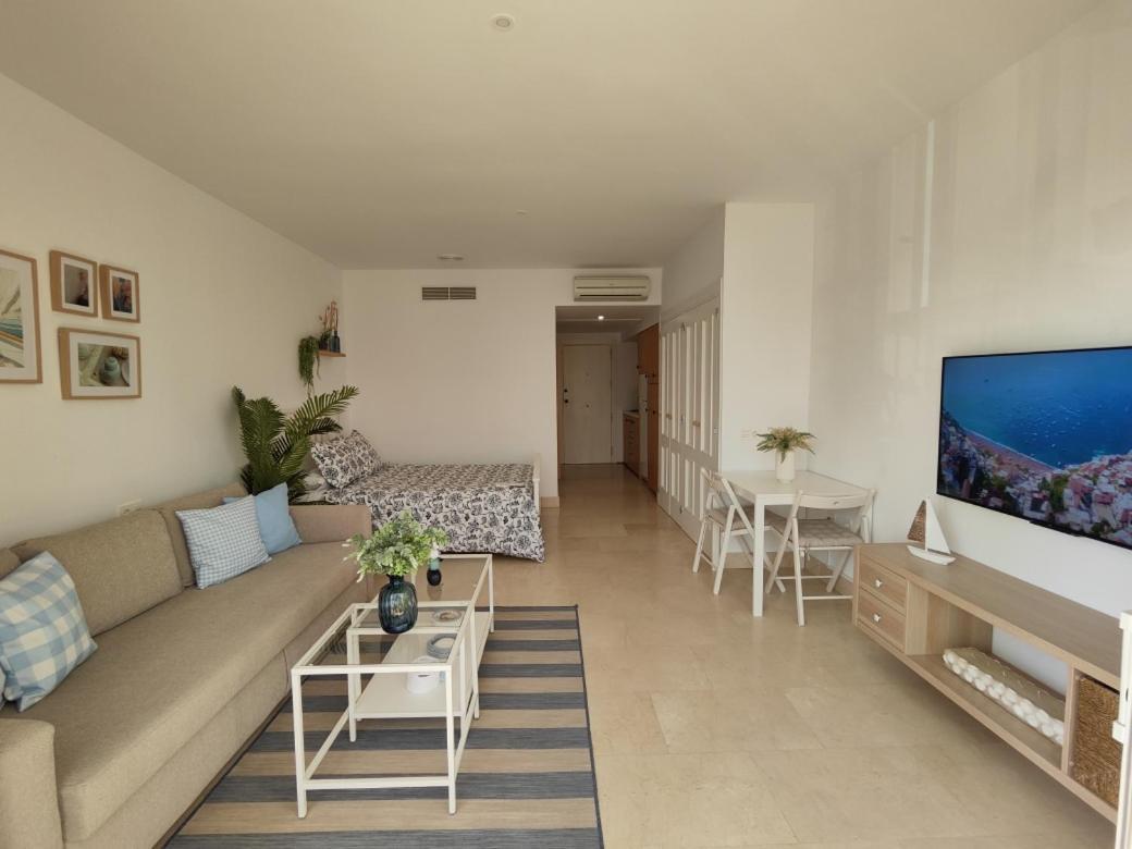 Estudio Puerto De Sotogrande ซานโรเก ภายนอก รูปภาพ