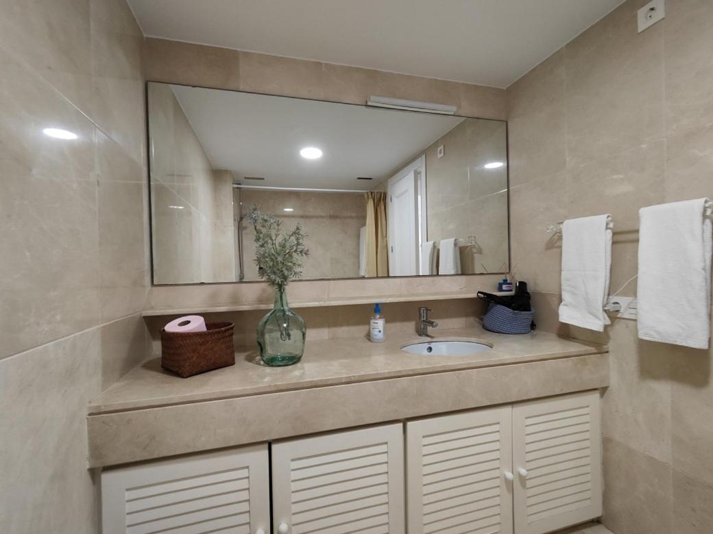 Estudio Puerto De Sotogrande ซานโรเก ภายนอก รูปภาพ